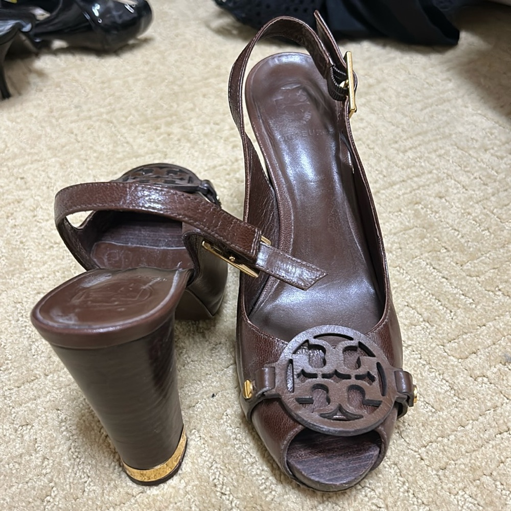 Tory Burch Chocolate brown leather peep toe sling back block heel pump